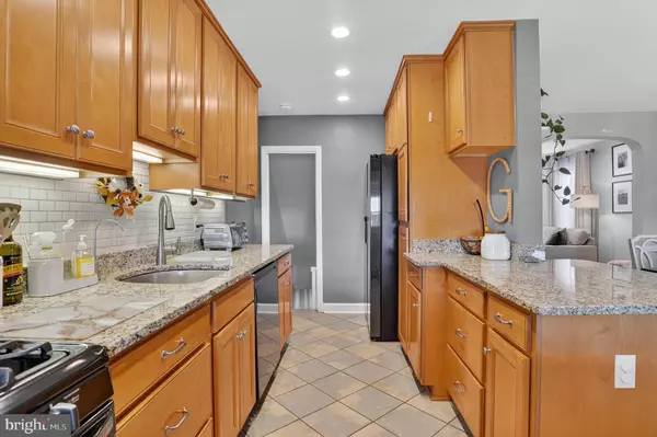 Baltimore, MD 21212,227 OVERBROOK RD