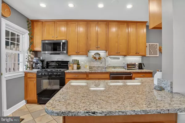 Baltimore, MD 21212,227 OVERBROOK RD