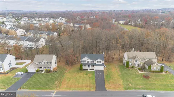 Falling Waters, WV 25419,227 RIPPLING WATERS WAY