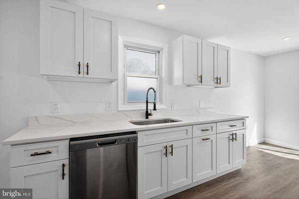 Glen Burnie, MD 21060,8 MARLEY NECK