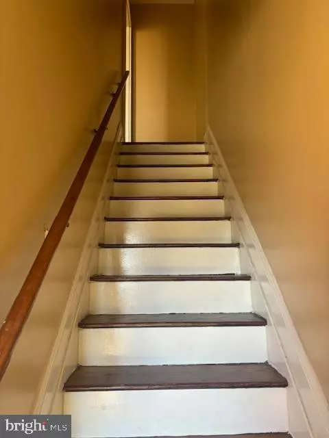 Baltimore, MD 21206,3804 CEDARHURST RD #UNIT 2 SECOND FLOOR