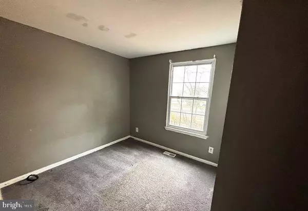 Sicklerville, NJ 08081,157 VILLA KNOLL CT