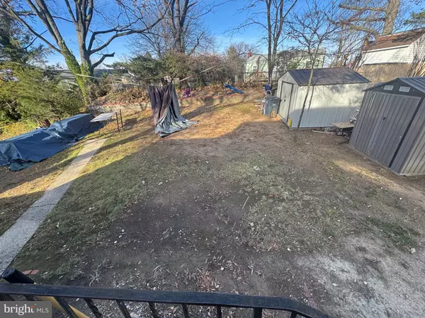 Bladensburg, MD 20710,5444 VARNUM ST