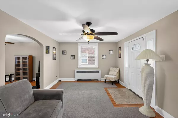 Aldan, PA 19018,321 E MAGNOLIA AVE