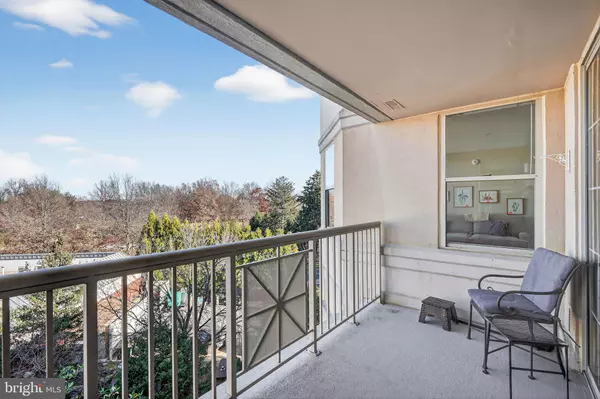 Princeton, NJ 08540,2428 WINDROW DR