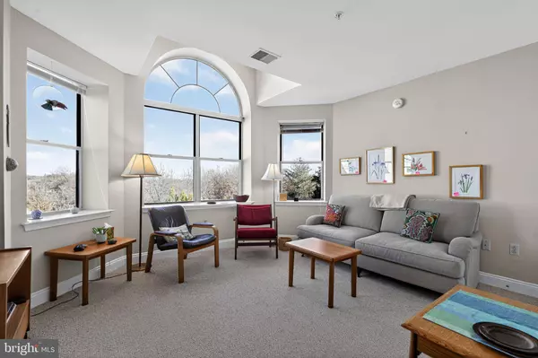 Princeton, NJ 08540,2428 WINDROW DR