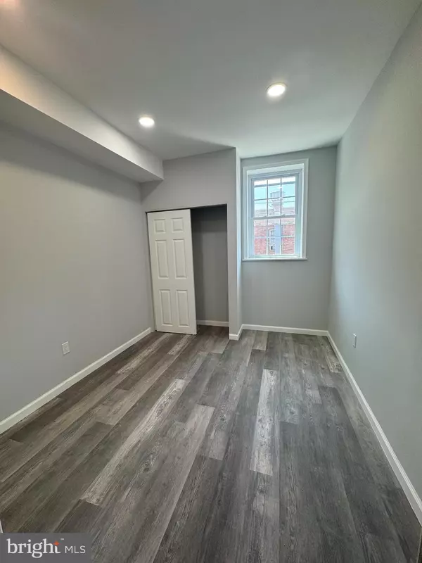 Philadelphia, PA 19145,1850 S 23RD ST