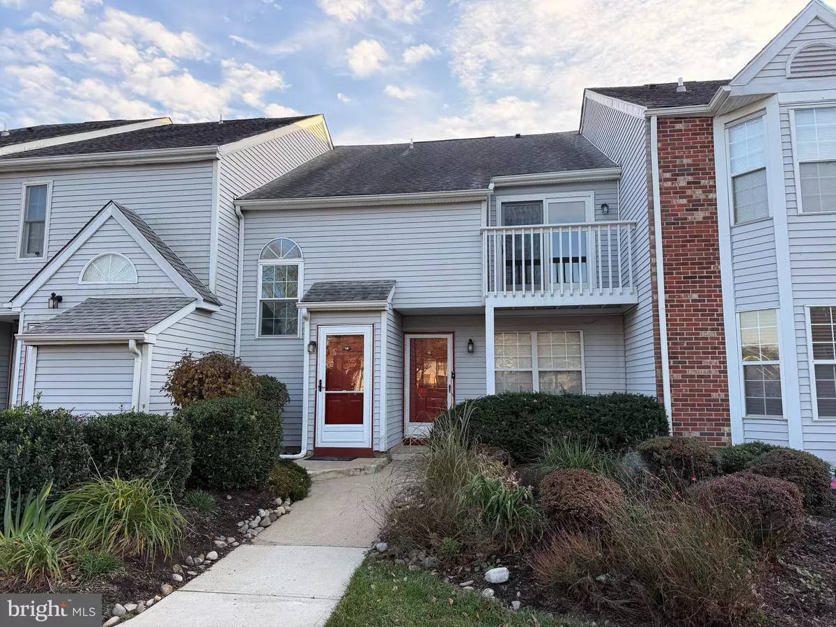 Hamilton, NJ 08690,14 PINEWOOD DR