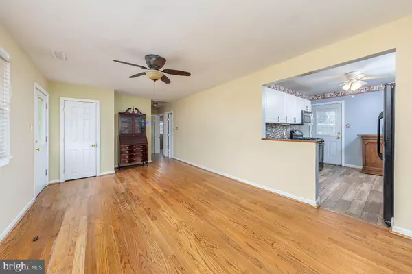 Deptford, NJ 08096,161 RIGGINS BLVD