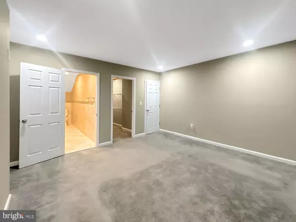 Baltimore, MD 21223,1026 W FAYETTE ST