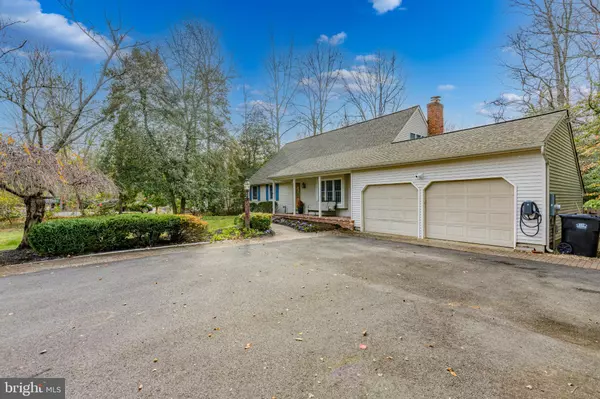 Medford, NJ 08055,6 FRIAR TUCK DR