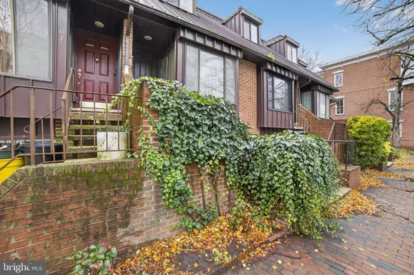 Trenton, NJ 08611,105 JACKSON ST