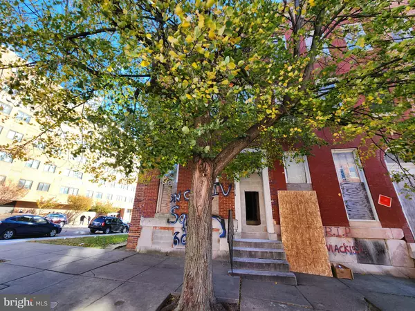 Baltimore, MD 21217,923 N GILMOR ST