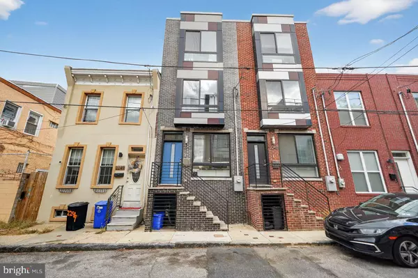 2247 WILDER ST, Philadelphia, PA 19146