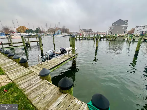 Cambridge, MD 21613,326 SHIPYARD DR #84