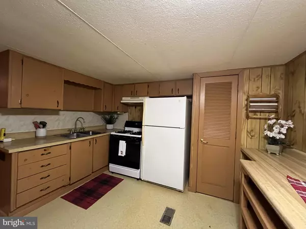 Mount Pleasant Mills, PA 17853,512 BROSIUS HILL RD