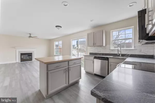 Dover, DE 19904,403 WORCHESTER