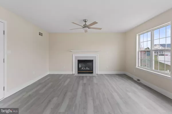 Dover, DE 19904,403 WORCHESTER