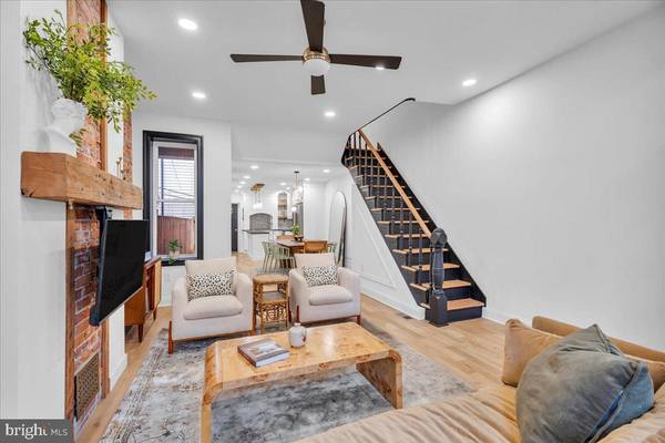 Philadelphia, PA 19130,858 PERKIOMEN ST