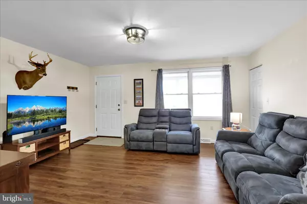 Newmanstown, PA 17073,111 SWEETWATER LN