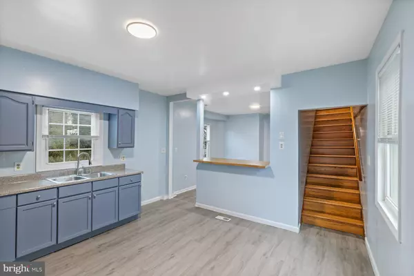 Baltimore, MD 21225,3700 7TH ST