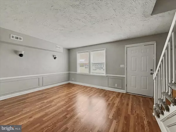 Baltimore, MD 21216,2563 ARUNAH AVE