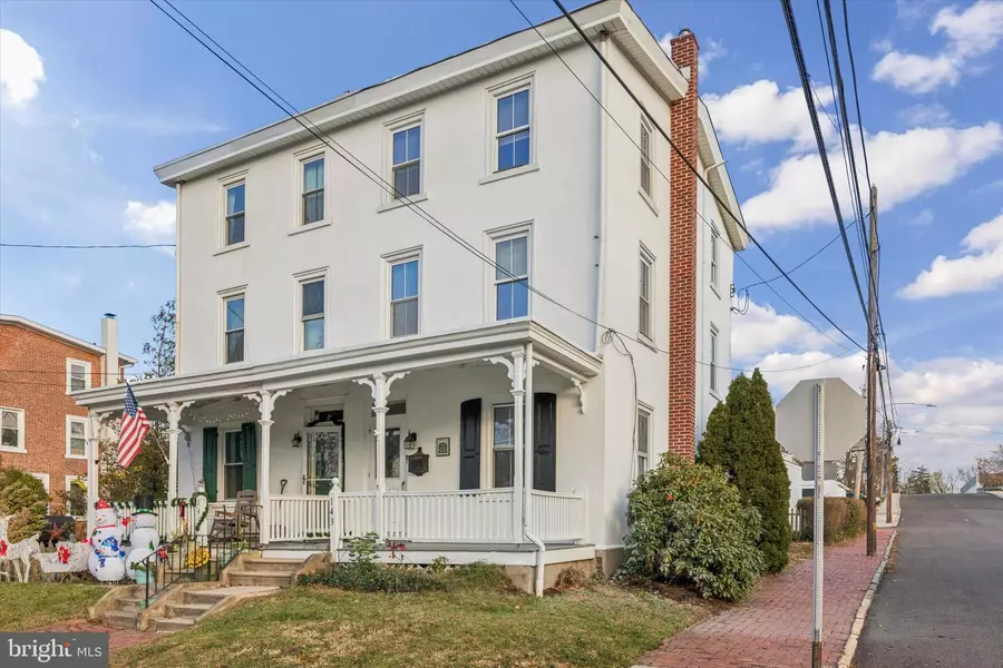 143 W MONTGOMERY AVE, North Wales, PA 19454