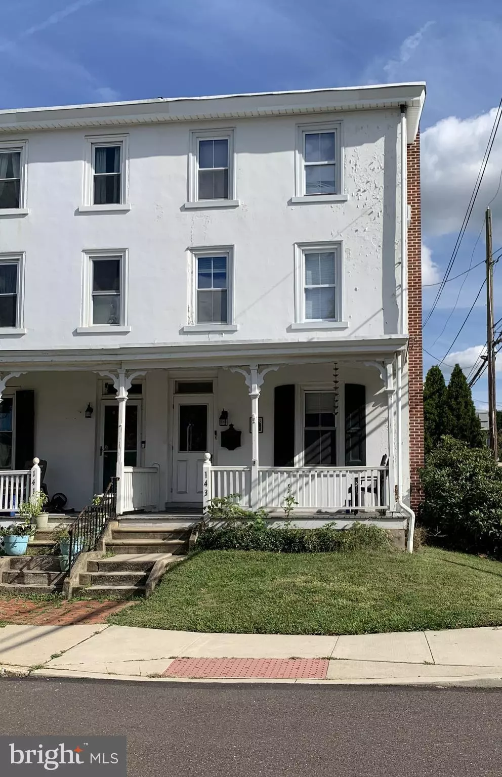 North Wales, PA 19454,143 W MONTGOMERY AVE