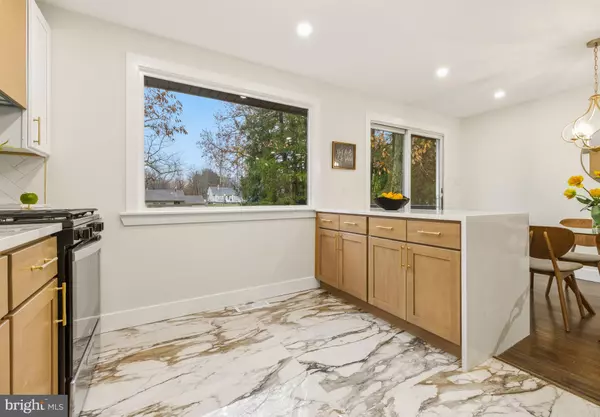 Blackwood, NJ 08012,371 WEDGEWOOD DR