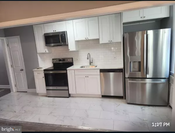 Philadelphia, PA 19141,5634 N 18TH ST