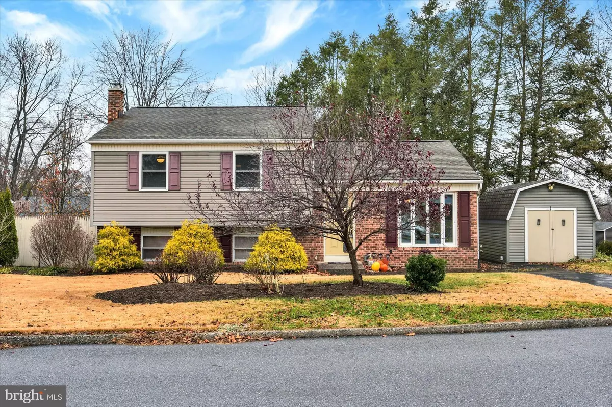 Harrisburg, PA 17109,5586 EDSEL ST