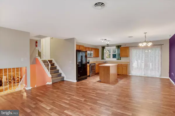 Harrisburg, PA 17109,5586 EDSEL ST