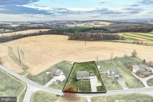 Windsor, PA 17366,1317 MANOR RD