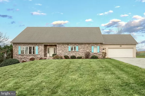 Windsor, PA 17366,1317 MANOR RD