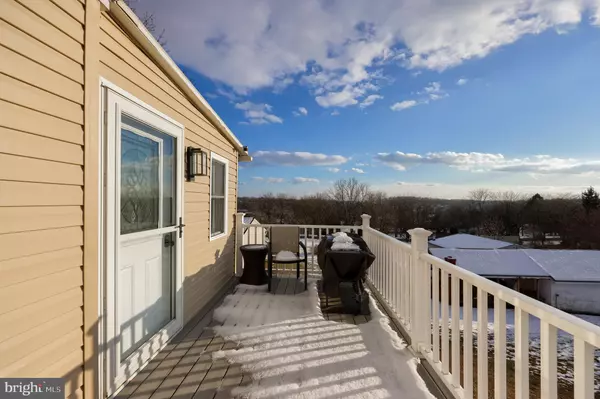 Hamburg, PA 19526,207 HAZEL ST