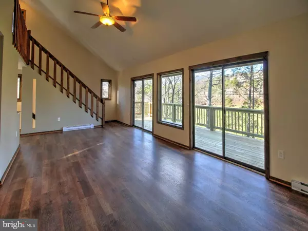 Basye, VA 22810,63 FAIRWAY DR