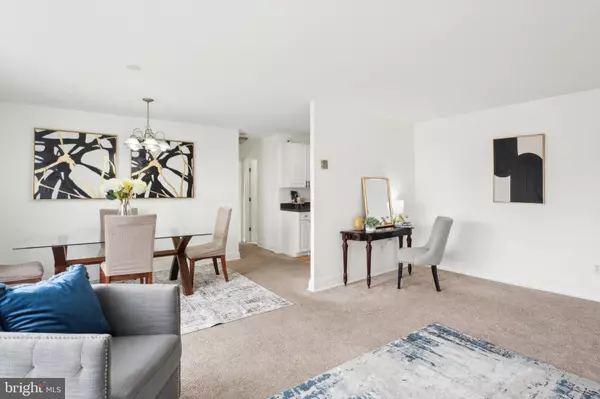 Hyattsville, MD 20782,1005 CHILLUM RD #402