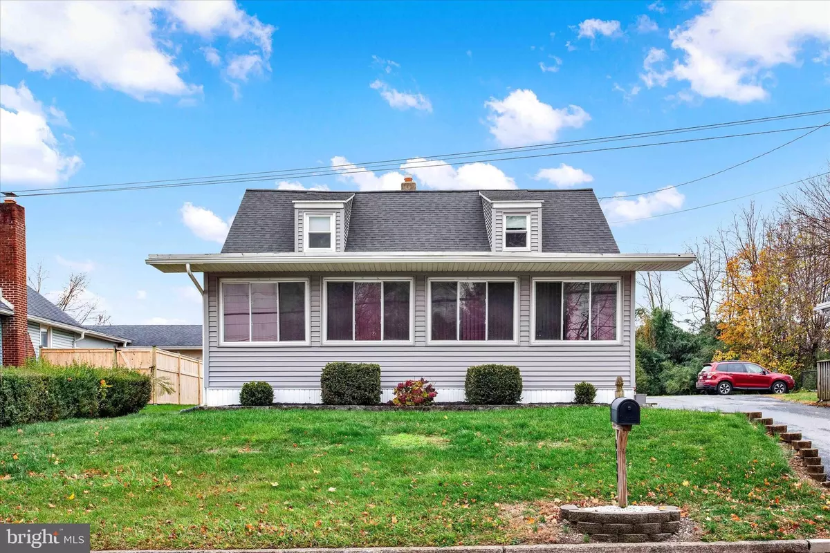 Harrisburg, PA 17112,6129 BLUEBIRD AVE