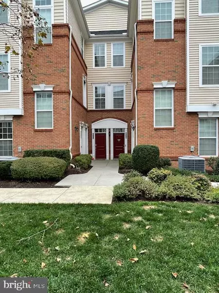 43031 FOXTRAIL WOODS TER #103, Ashburn, VA 20148