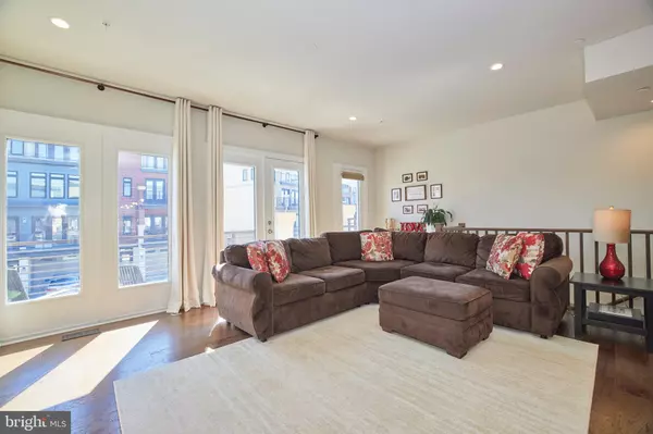 Ashburn, VA 20147,20055 OLD LINE TER