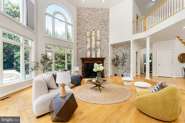 Mclean, VA 22102,1445 MAYHURST BLVD