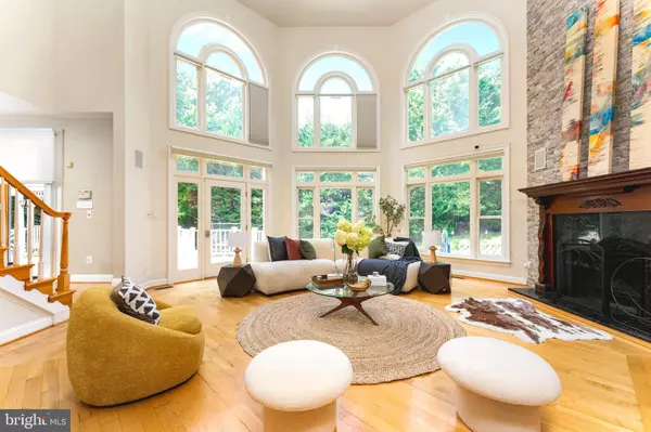 Mclean, VA 22102,1445 MAYHURST BLVD