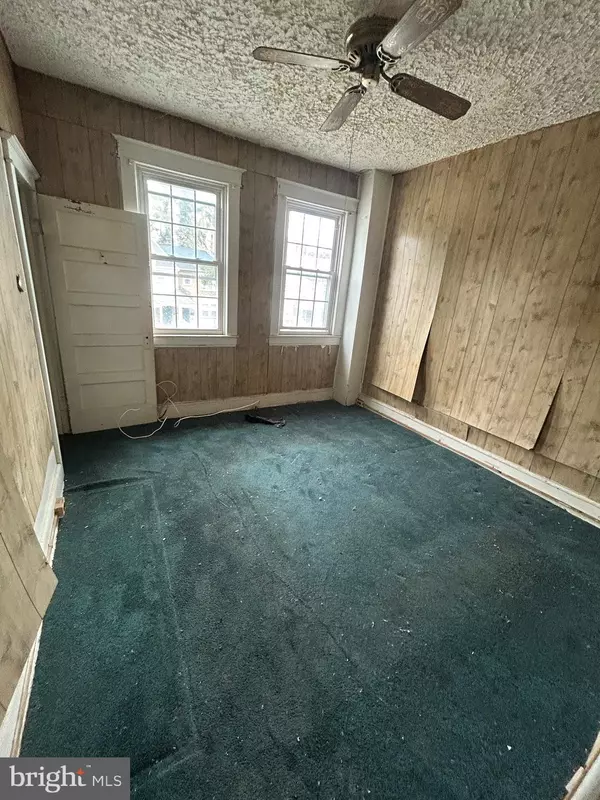 Baltimore, MD 21212,523 BEAUMONT AVE