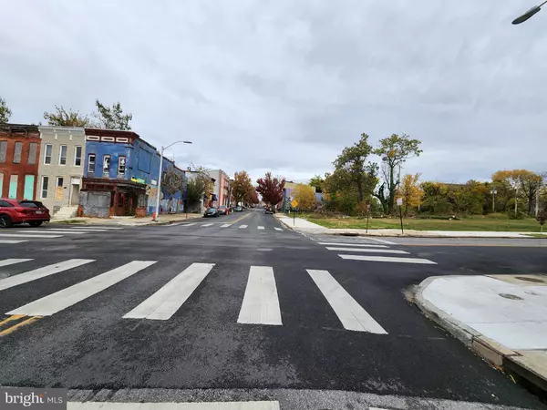 Baltimore, MD 21217,927 N CAREY ST