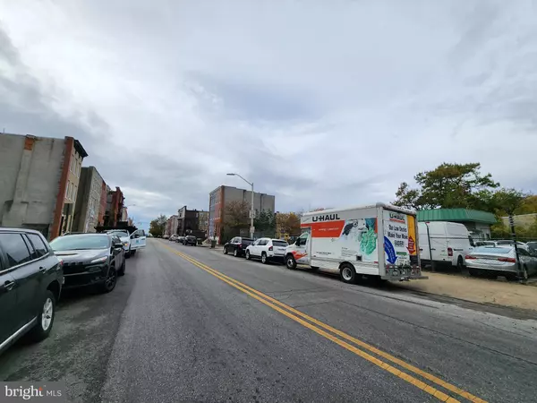 Baltimore, MD 21217,927 N CAREY ST