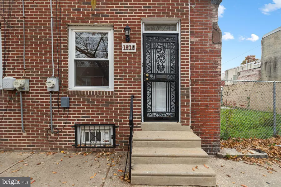 1519 W THOMPSON ST, Philadelphia, PA 19121