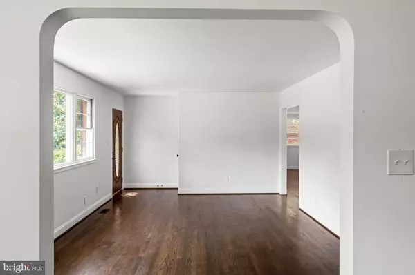 Oxon Hill, MD 20745,5019 LELAND DR