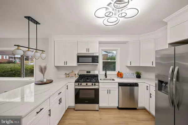 Baltimore, MD 21215,5601 GROVELAND AVE