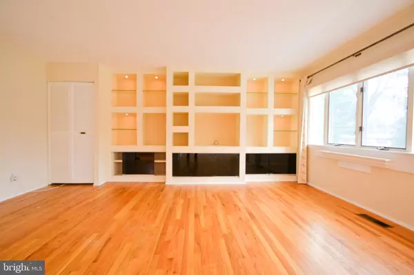 Reisterstown, MD 21136,120 LAMPORT RD