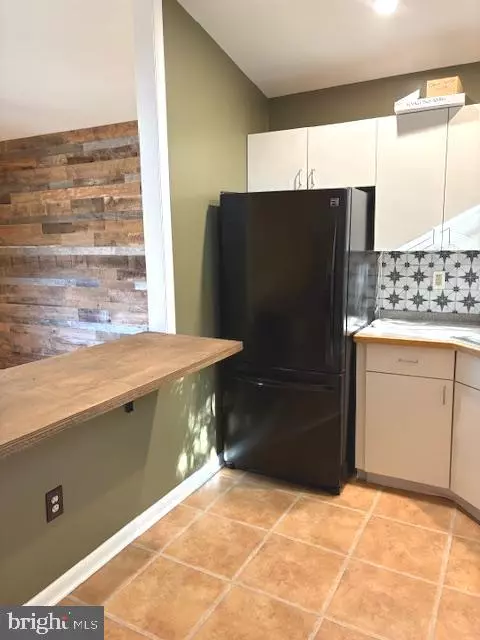 Langhorne, PA 19047,277 PLAYWICKI ST